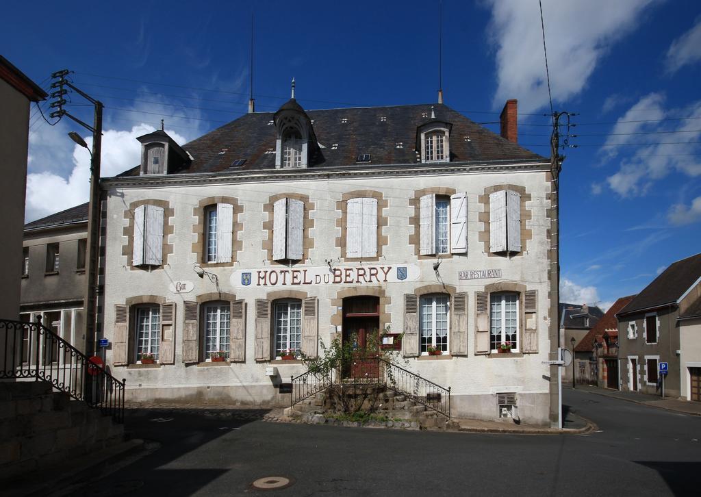 Hotel Du Berry Aigurande Exteriér fotografie